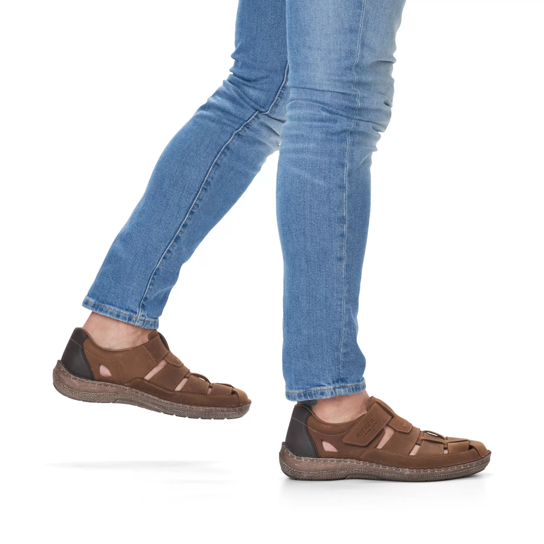 Hot Kapcie Meskie W Kolorze Espresso W Kolorze Brazu Meskie Niskie Buty I Kapcie