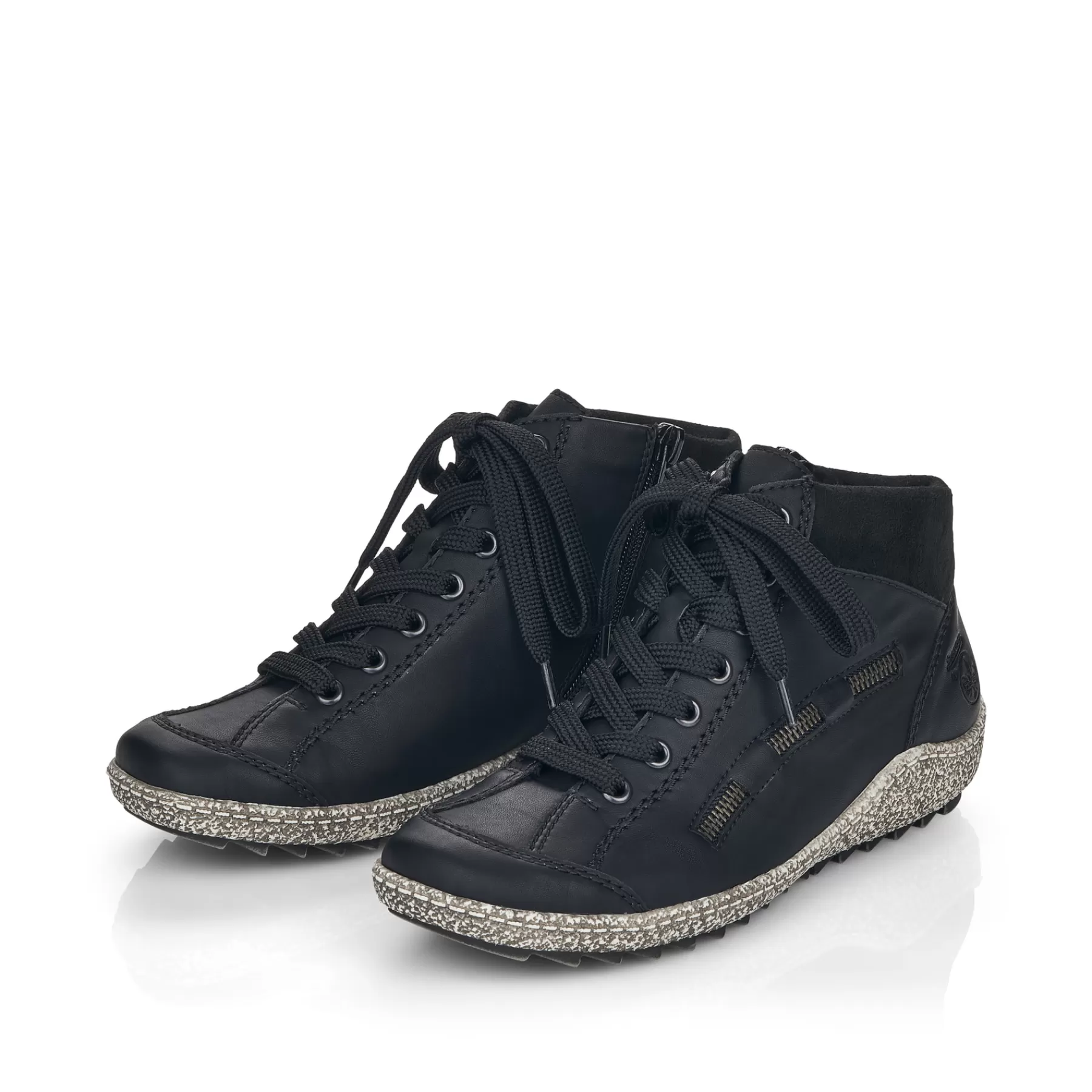 Discount Sznurowane Buty Damskie W Kolorze Glebokiej Czerni Damski Niskie Buty I Kapcie
