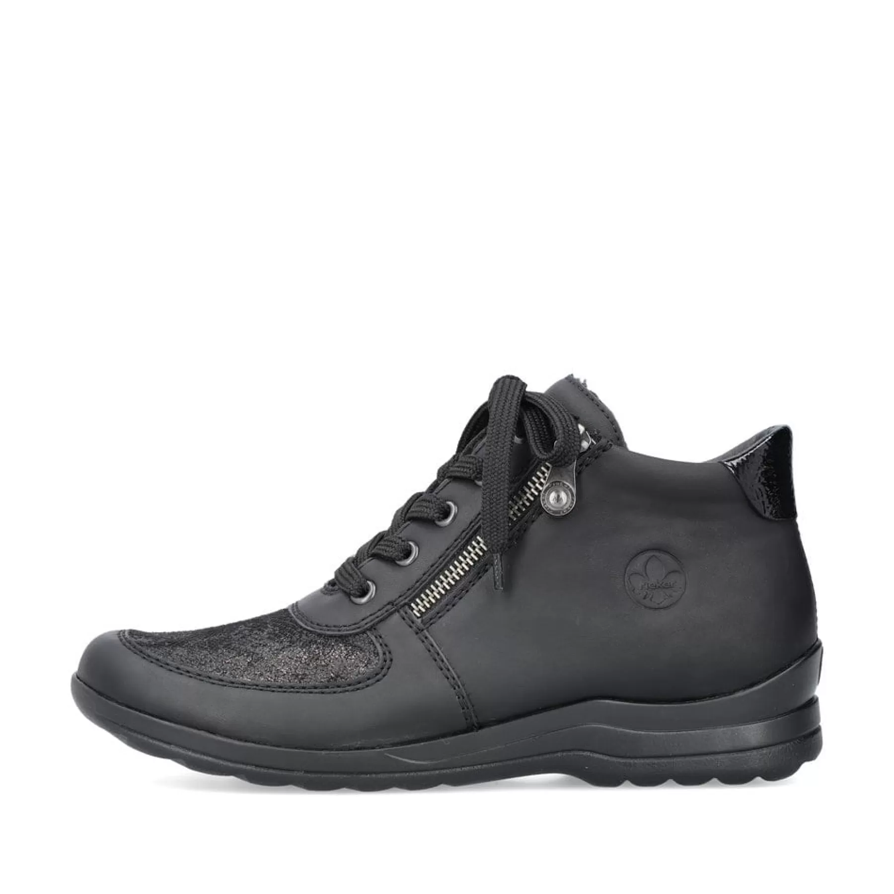 Sale Sznurowane Buty Damskie W Kolorze Glebokiej Czerni Damski Niskie Buty I Kapcie